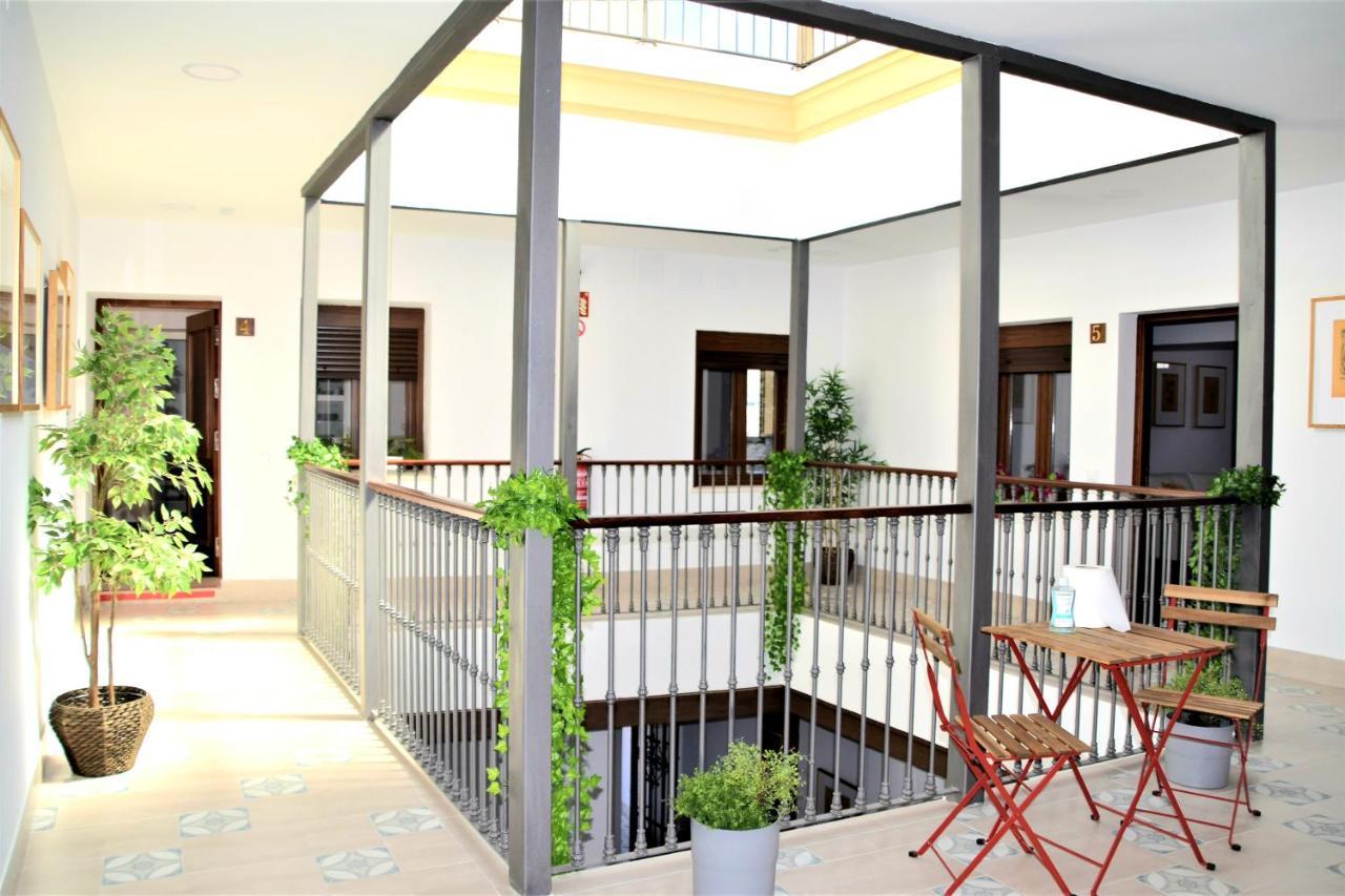 Apartamentos Turisticos Mamelon Херес-де-ла-Фронтера Экстерьер фото
