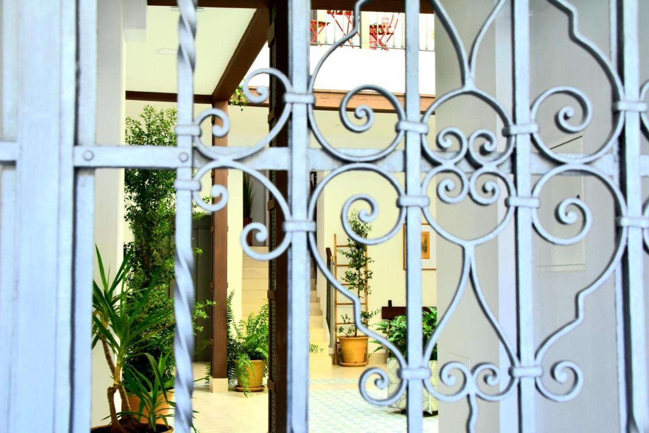 Apartamentos Turisticos Mamelon Херес-де-ла-Фронтера Экстерьер фото