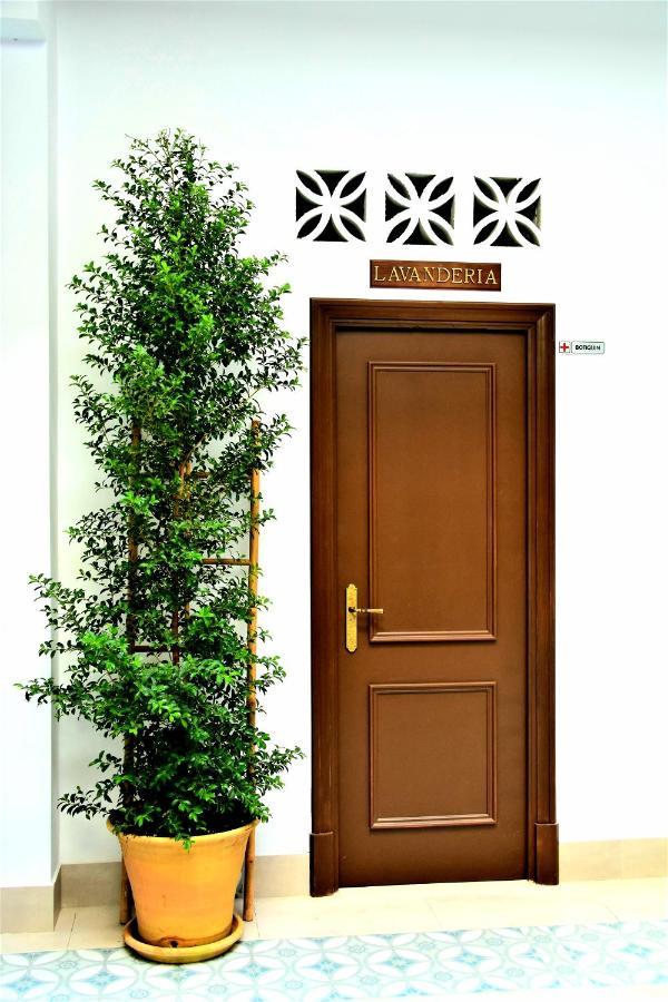 Apartamentos Turisticos Mamelon Херес-де-ла-Фронтера Экстерьер фото